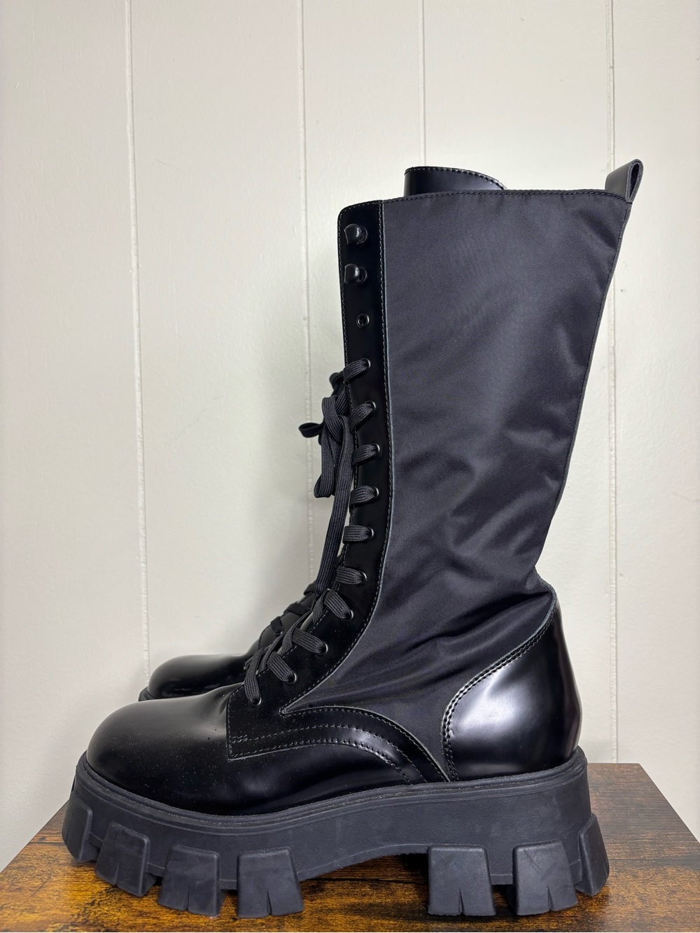 Marc Fisher LTD Womens Hayes Lug Sole Combat Boots Grunge Size 10 Goth - Picture 2 of 11